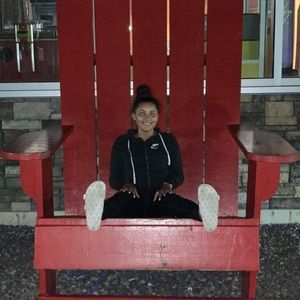 Meet your Posher, Myah